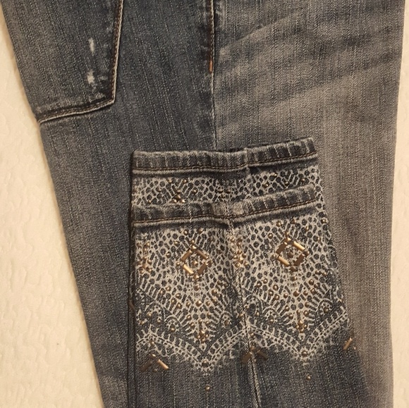 embellished hem jeans